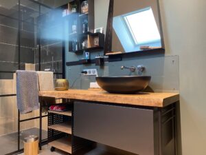 salle de bain métal